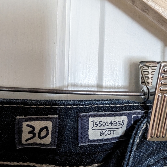 Miss Me Dark wash Bootcut jeans, size 30 like new! - Picture 4 of 7